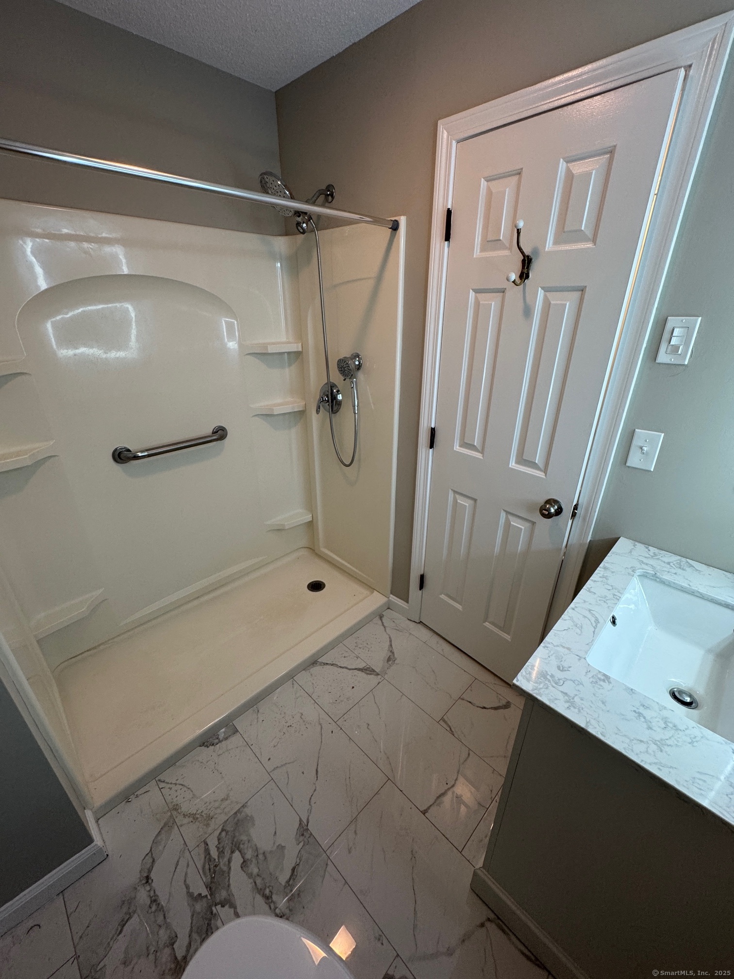 222 W Main Street #APT 1C, Southington, Connecticut image 15