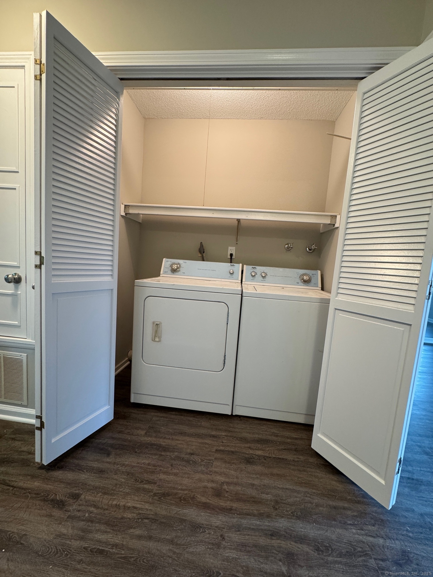 222 W Main Street #APT 1C, Southington, Connecticut image 17