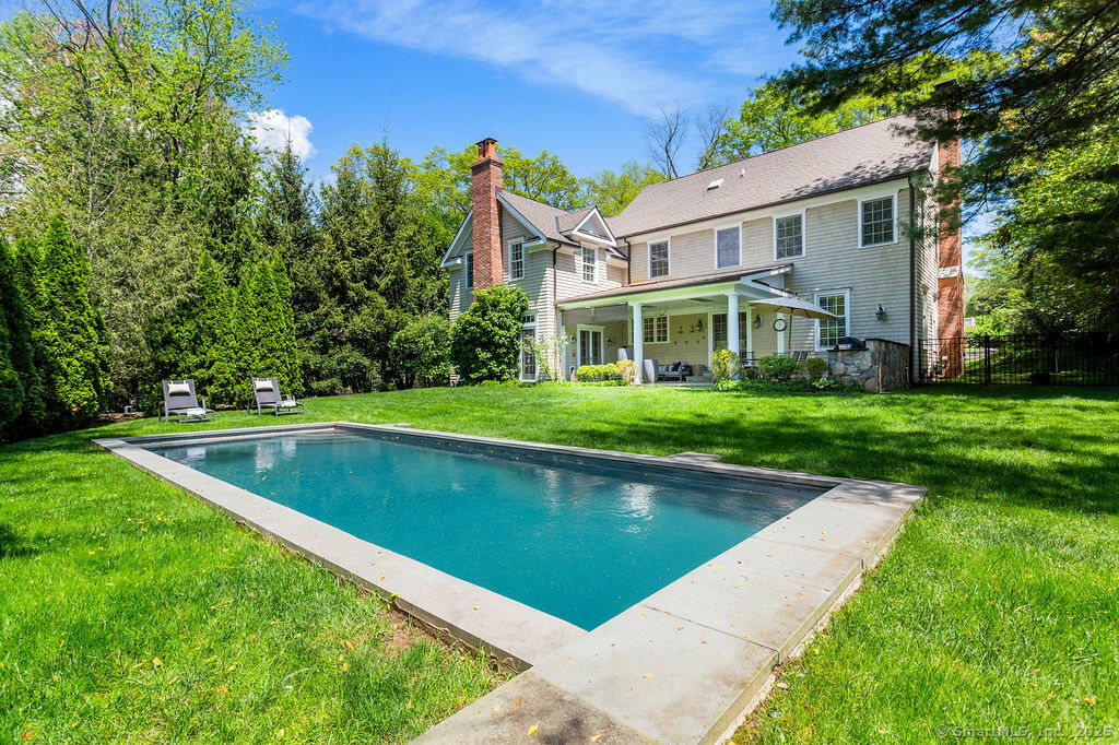 12 Druid Lane