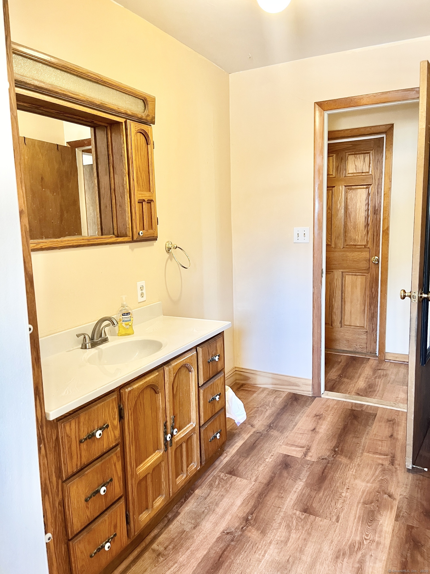 13 Johns Road, Brookfield, Connecticut image 7