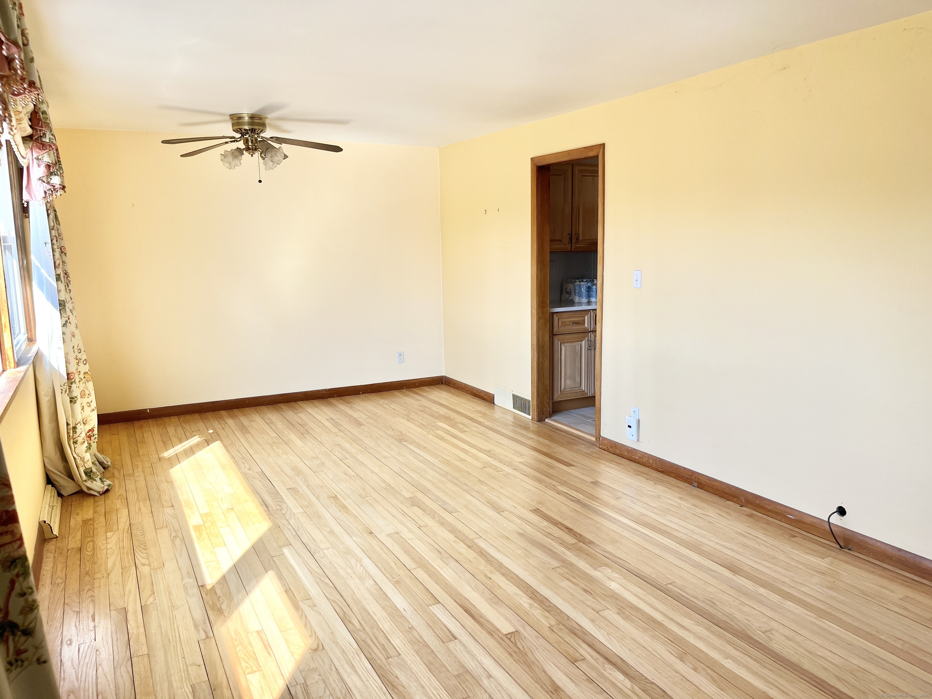 13 Johns Road, Brookfield, Connecticut image 5