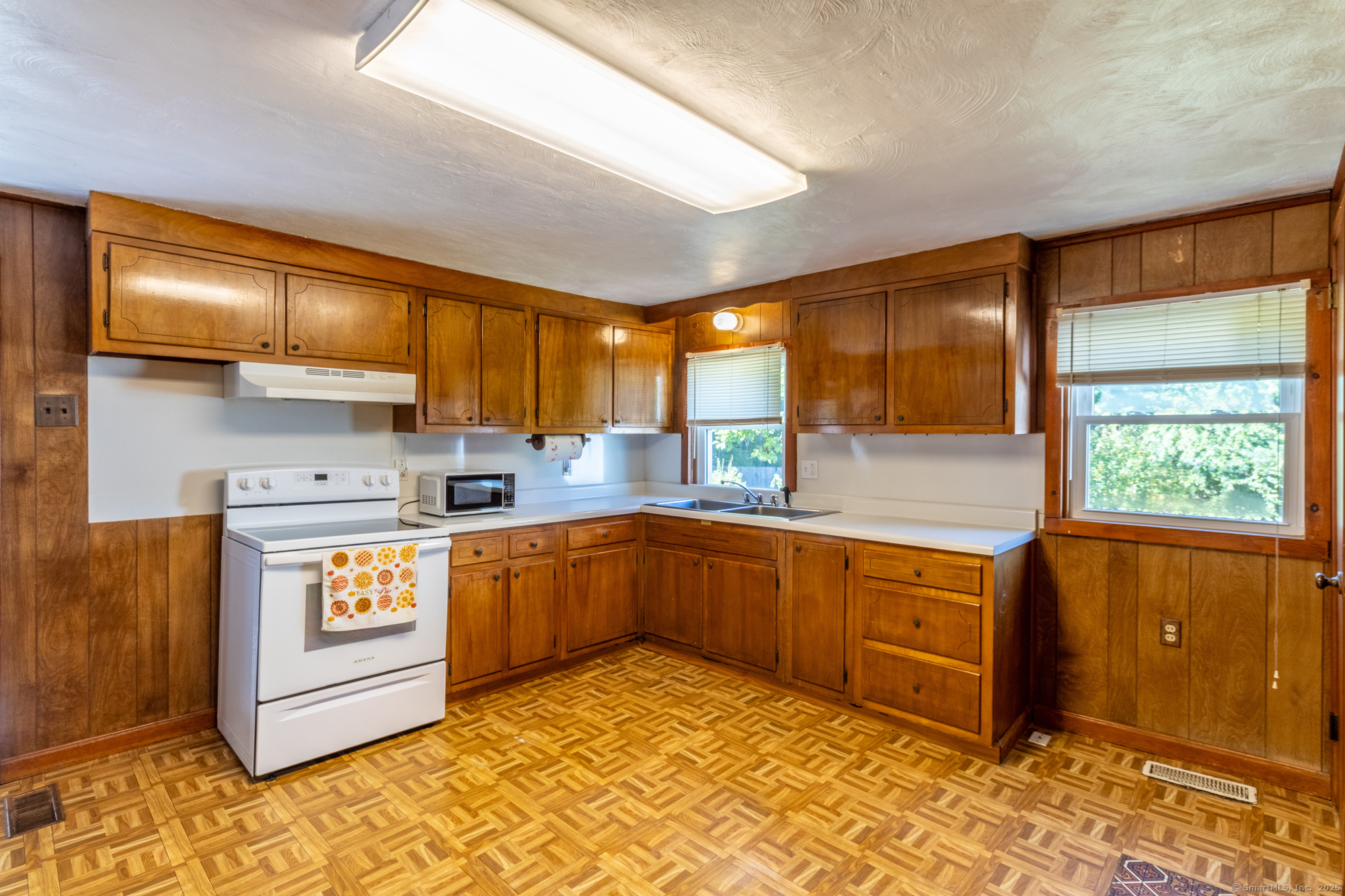 48 Colchester Avenue