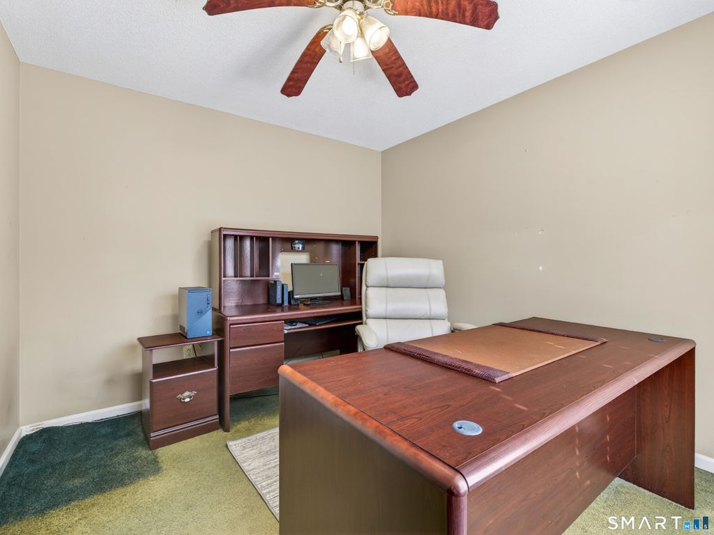 Photo of 11 Cottage Lane, East Lyme, CT 06357 (MLS # 24169529)