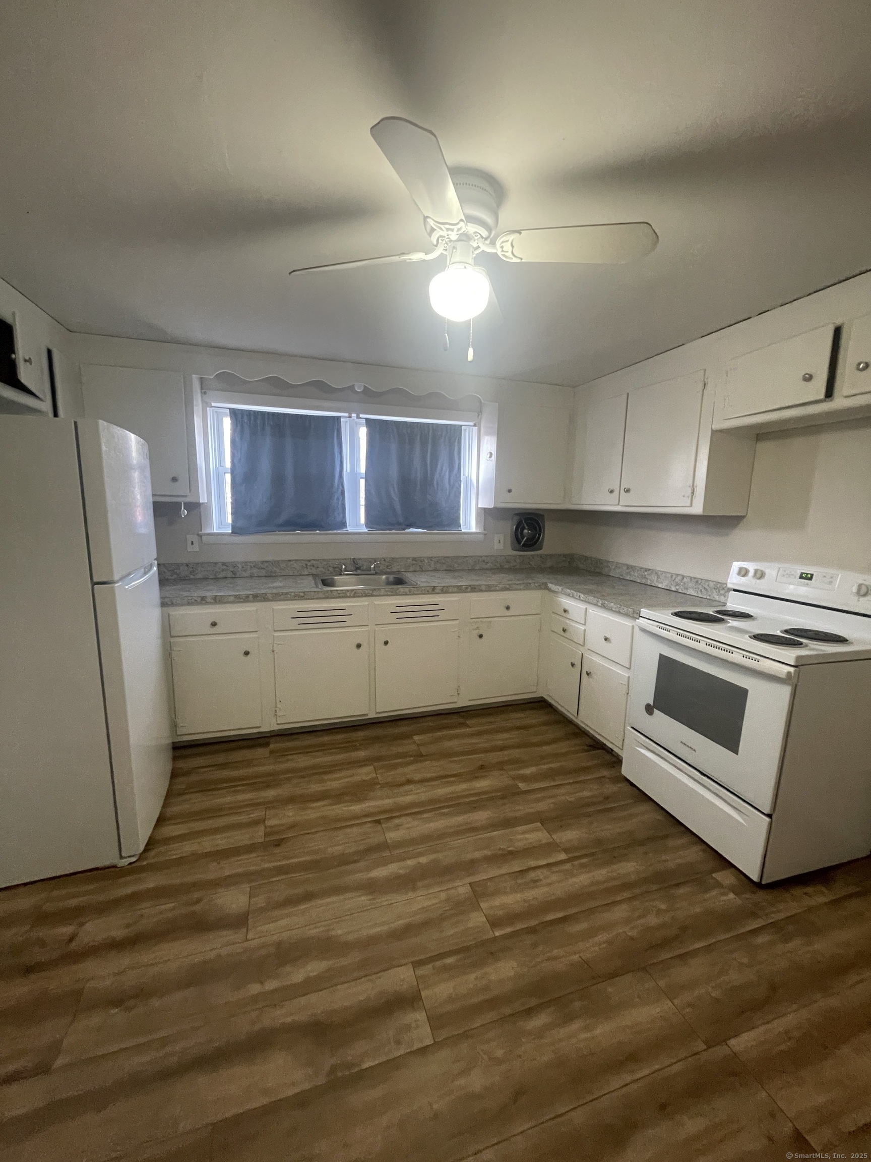21 Hartford Avenue 17