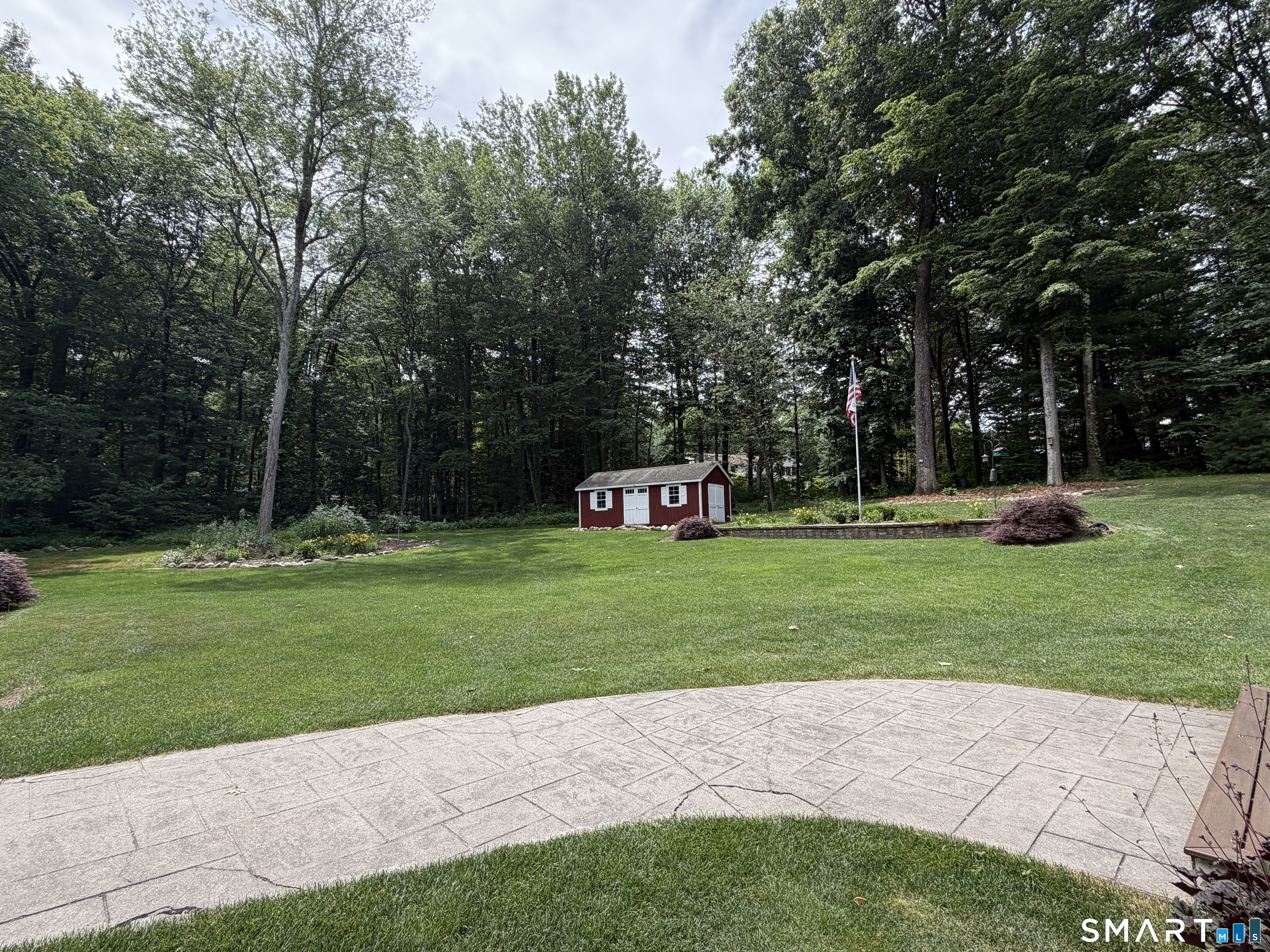 213 Lincoln Drive