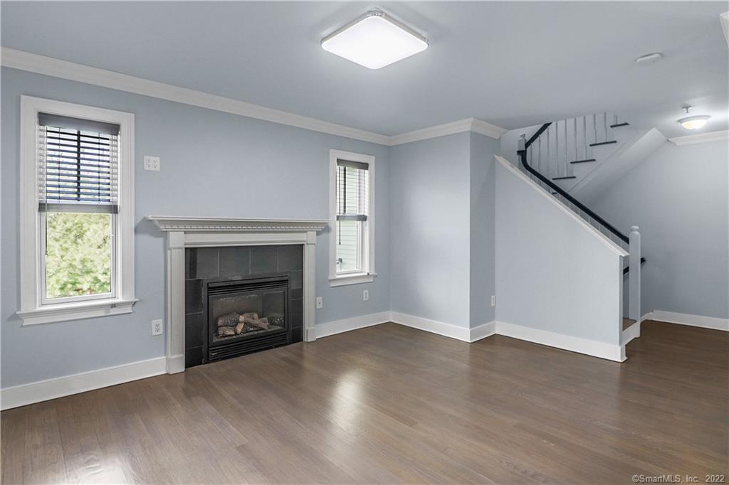 109 Forest Street 10