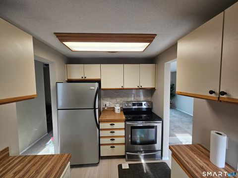 Tiny photo for 91 Trolley Crossing Lane #91, Middletown, CT 06457 (MLS # 24155181)