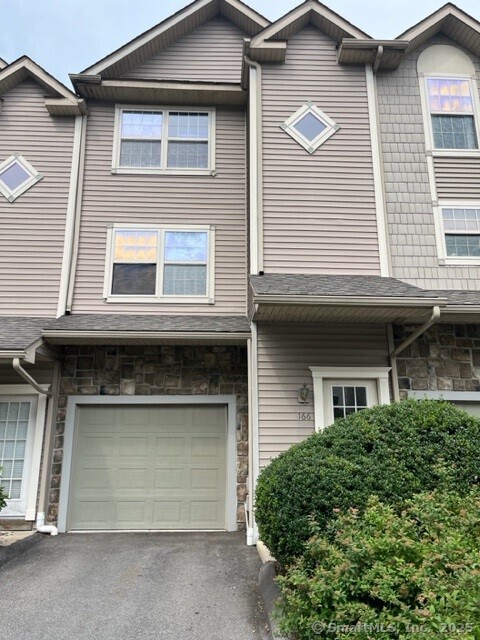 19 Hawthorne Drive #166, New London, Connecticut image 1