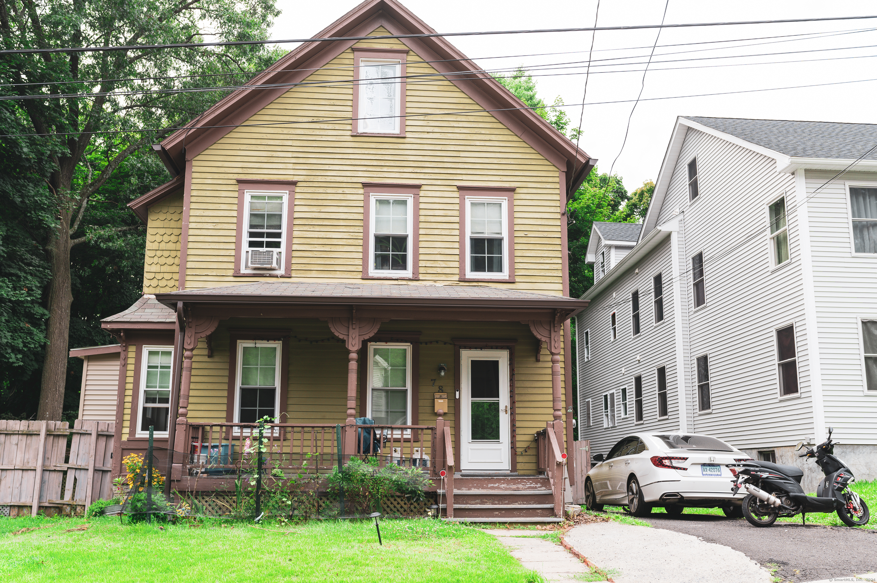 Property for Sale at 78 Rowan Street, Danbury, Connecticut - Bedrooms: 3 
Bathrooms: 2 
Rooms: 6  - $364,000