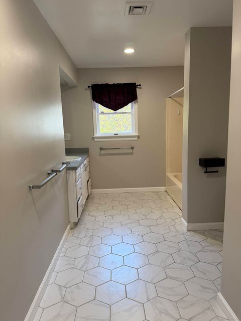Tiny photo for 1752 Farmington Avenue #3, Farmington, CT 06085 (MLS # 24142206)