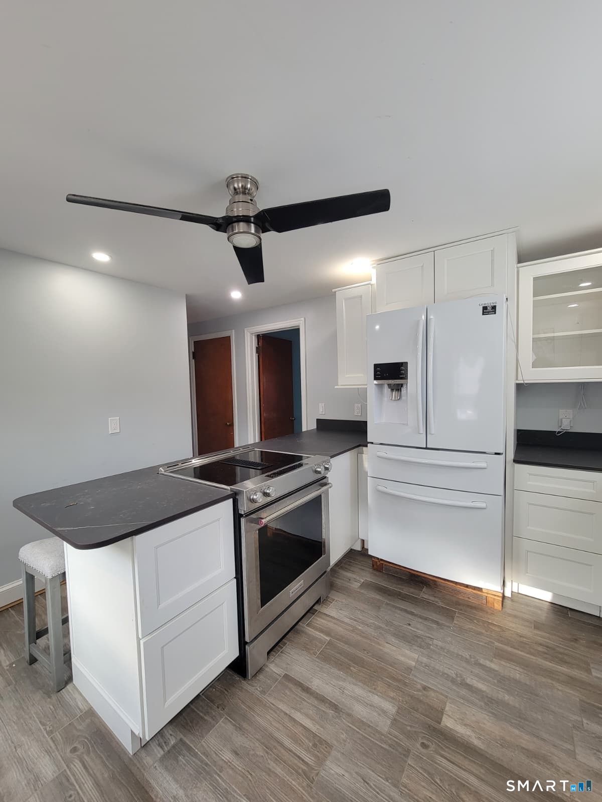 895 Pleasant Valley Road