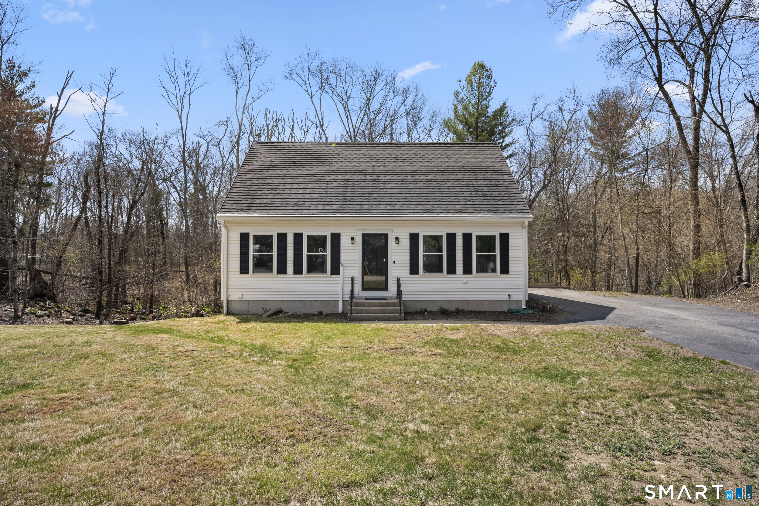 3 Kenyon Road