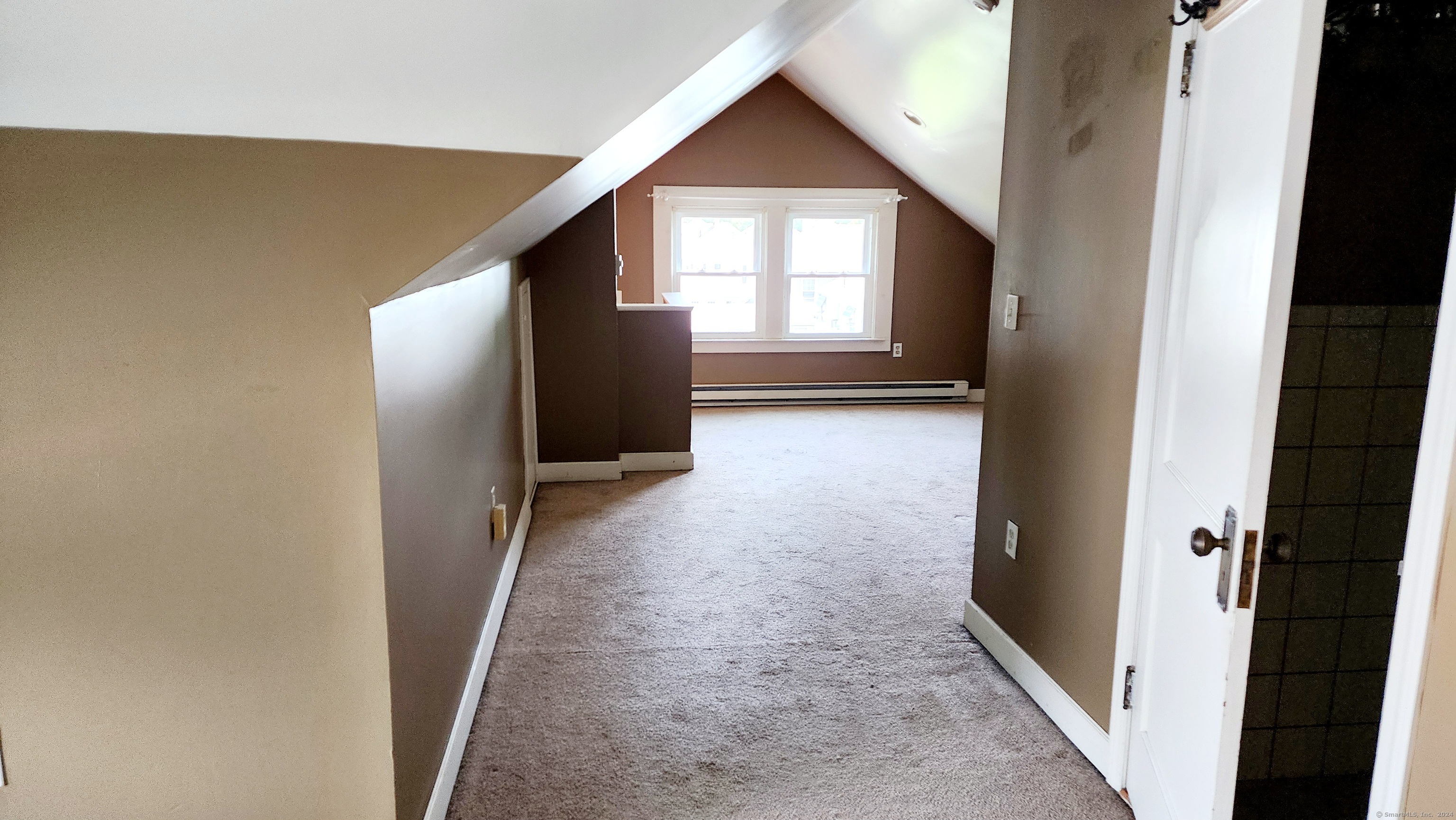 West Hartford, Connecticut 06110, United States, 2 Bedrooms Bedrooms, ,2 BathroomsBathrooms,Residential,Active,152484