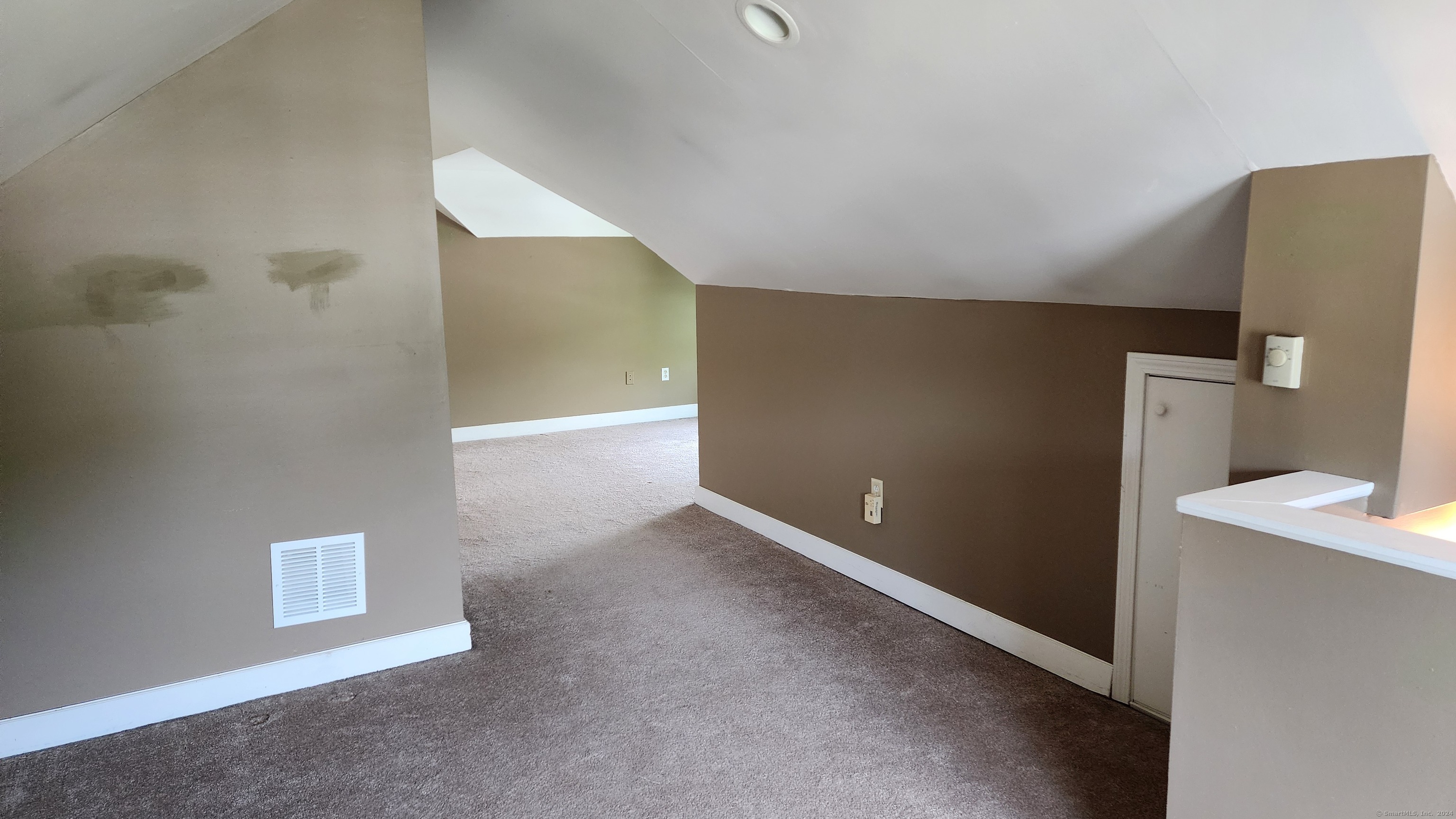 West Hartford, Connecticut 06110, United States, 2 Bedrooms Bedrooms, ,2 BathroomsBathrooms,Residential,Active,152484