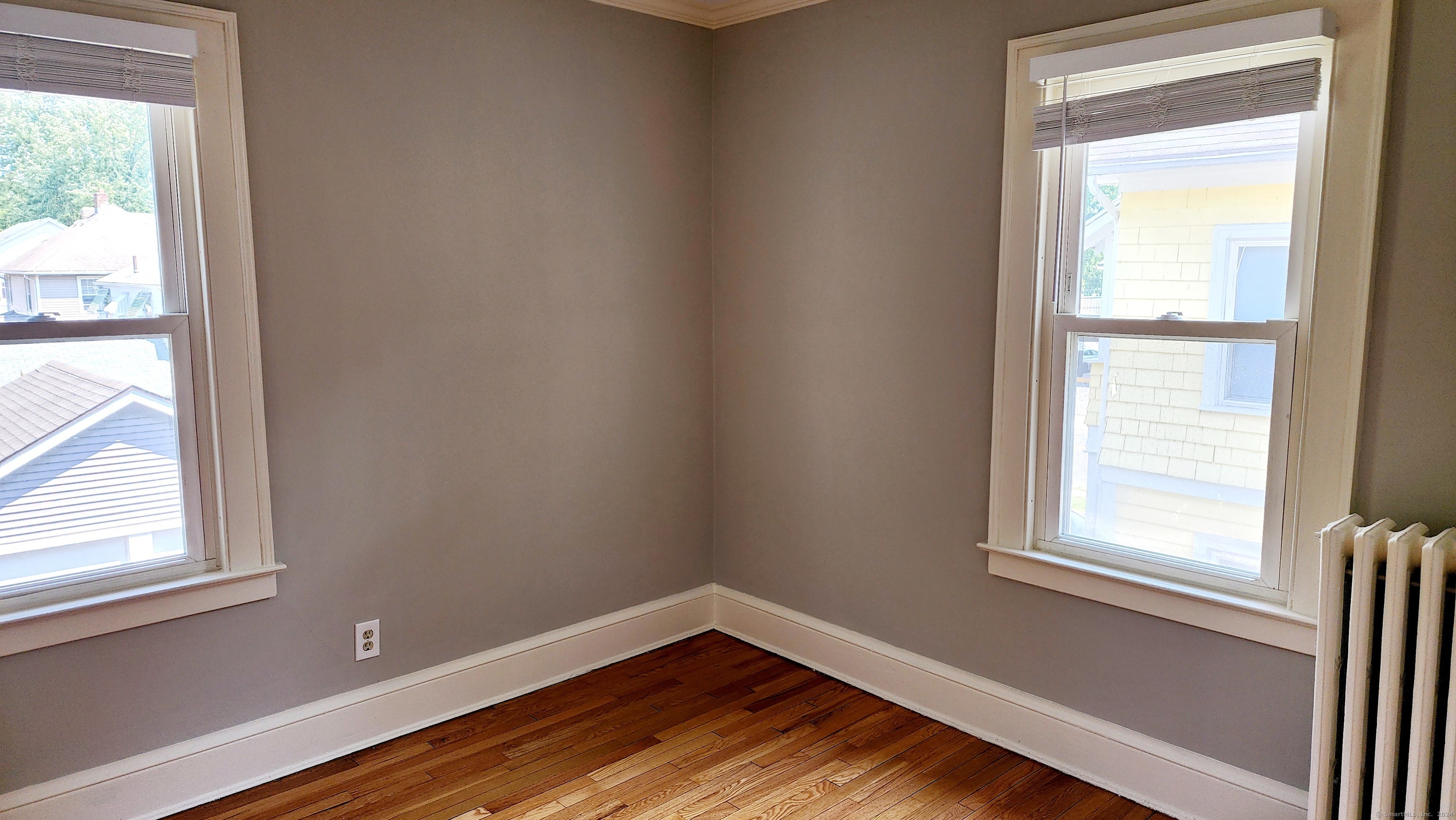 West Hartford, Connecticut 06110, United States, 2 Bedrooms Bedrooms, ,2 BathroomsBathrooms,Residential,Active,152484