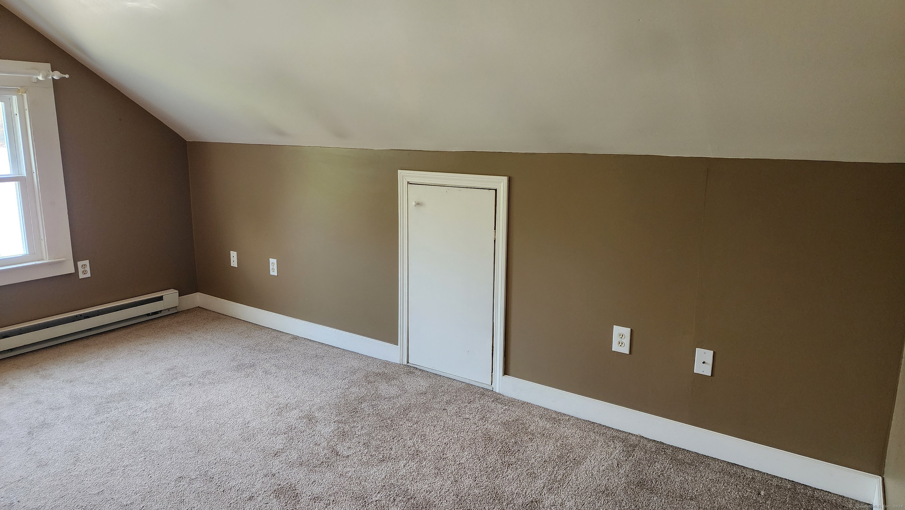 West Hartford, Connecticut 06110, United States, 2 Bedrooms Bedrooms, ,2 BathroomsBathrooms,Residential,Active,152484