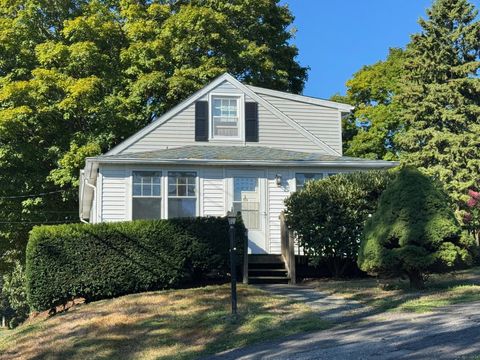 Photo of 310 Maiden Lane, Durham, CT 06422 (MLS # 24125337)
