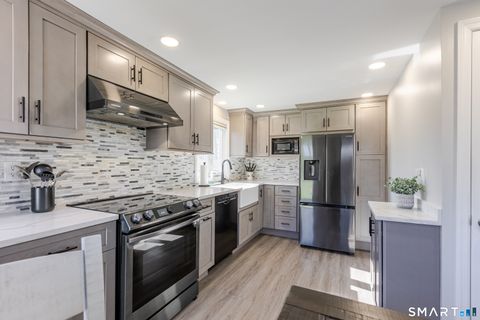 Tiny photo for 7 Ivy Lane, Danbury, CT 06811 (MLS # 24166337)