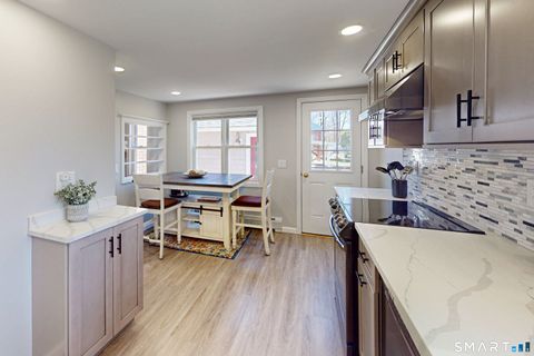 Tiny photo for 7 Ivy Lane, Danbury, CT 06811 (MLS # 24166337)