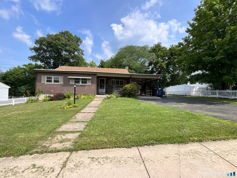 Homes For Sale - 53 Hilltop Drive<br/> Hartford County, Manchester, CT 06042