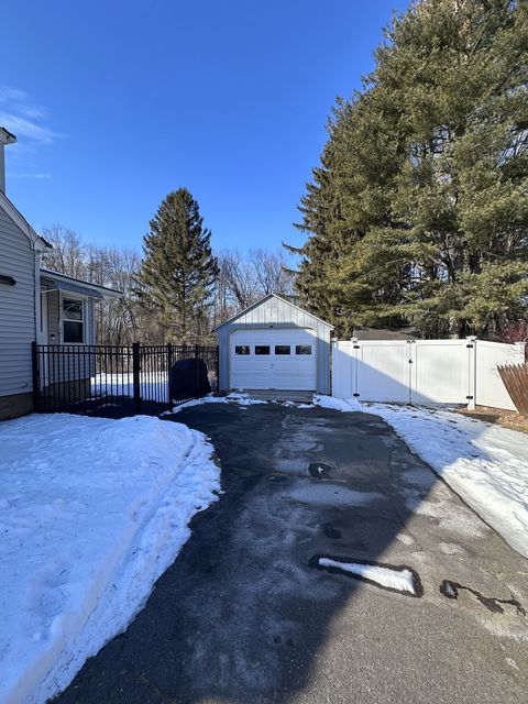 A home in South Windsor