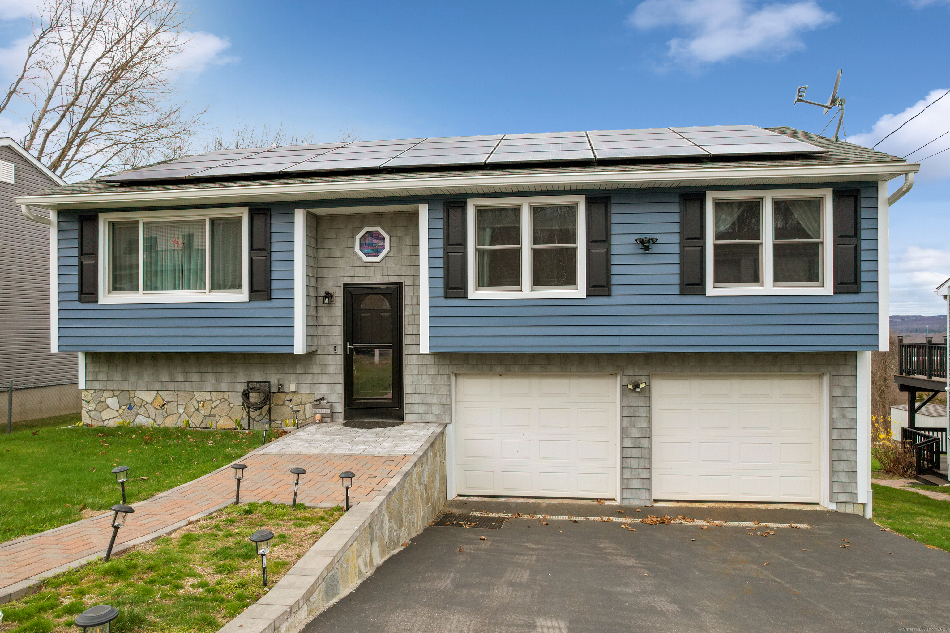 47 Santoro Street, Waterbury, Connecticut image 1