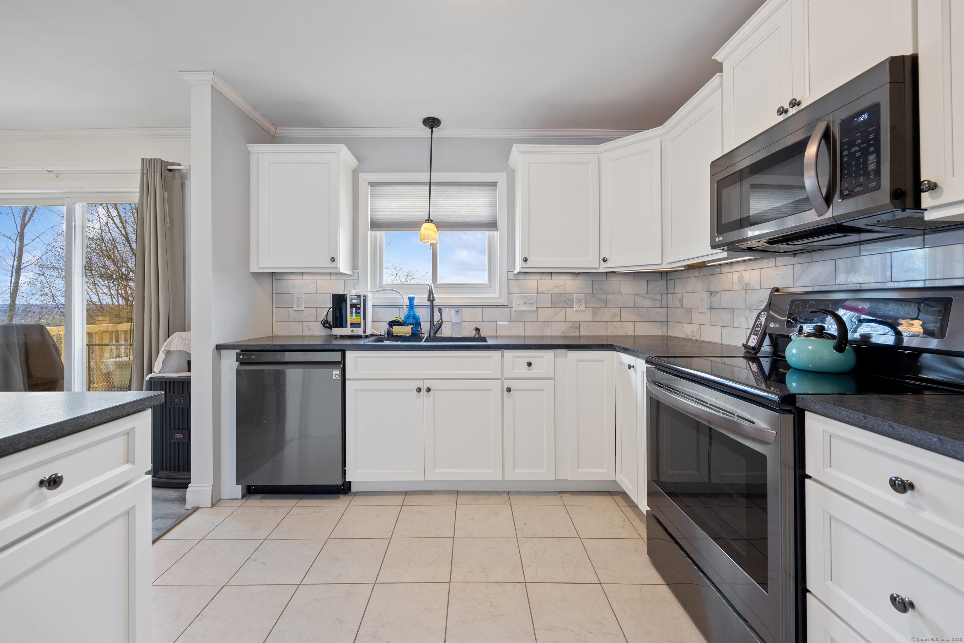 47 Santoro Street, Waterbury, Connecticut image 11