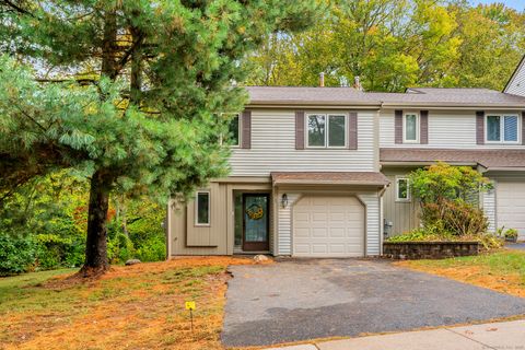 1 Uplands Way 1 Glastonbury CT 06033