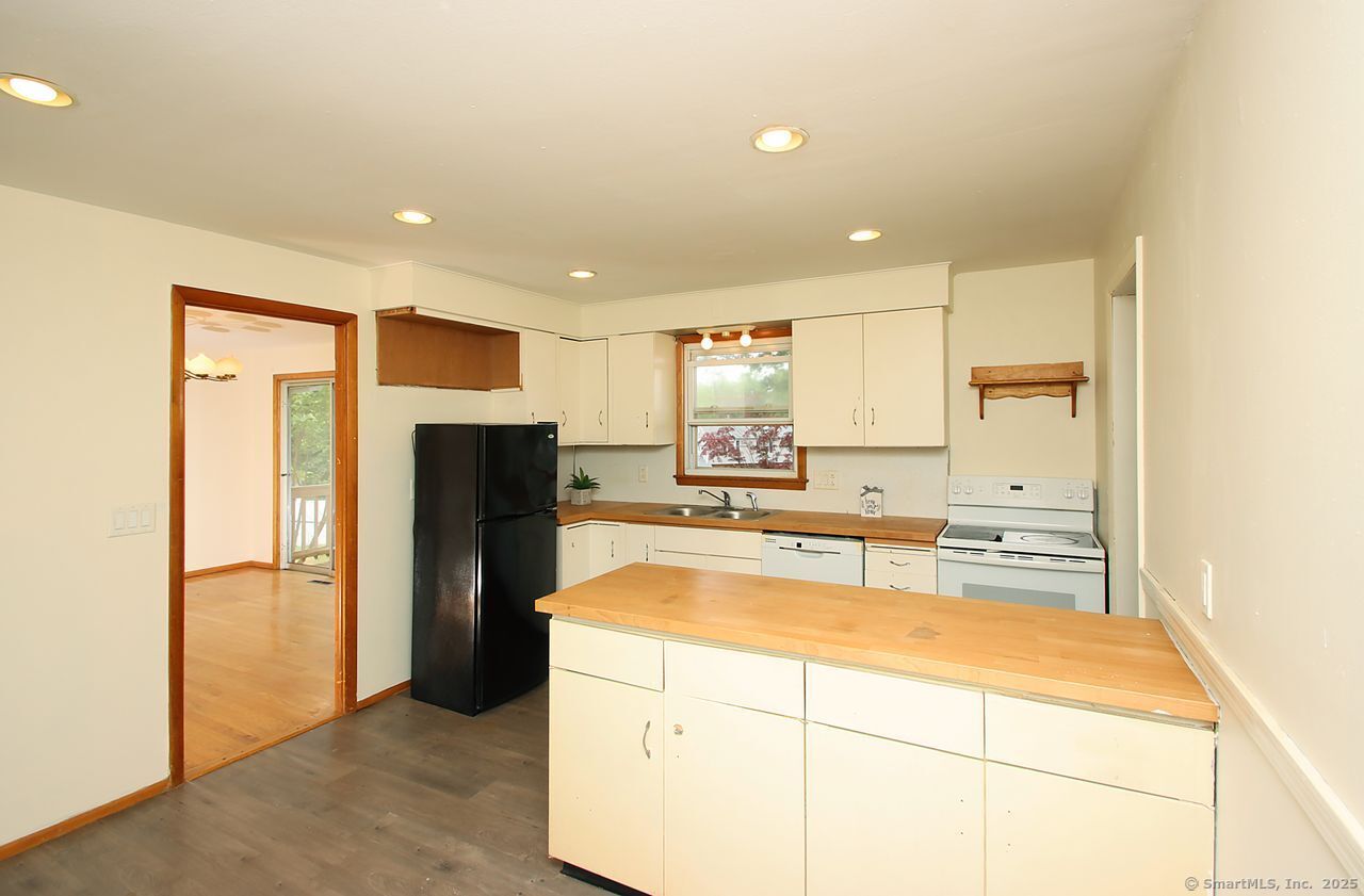65 Bayberry Drive
