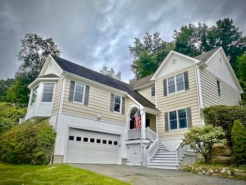 29 Candlewood Common New Milford CT 06776