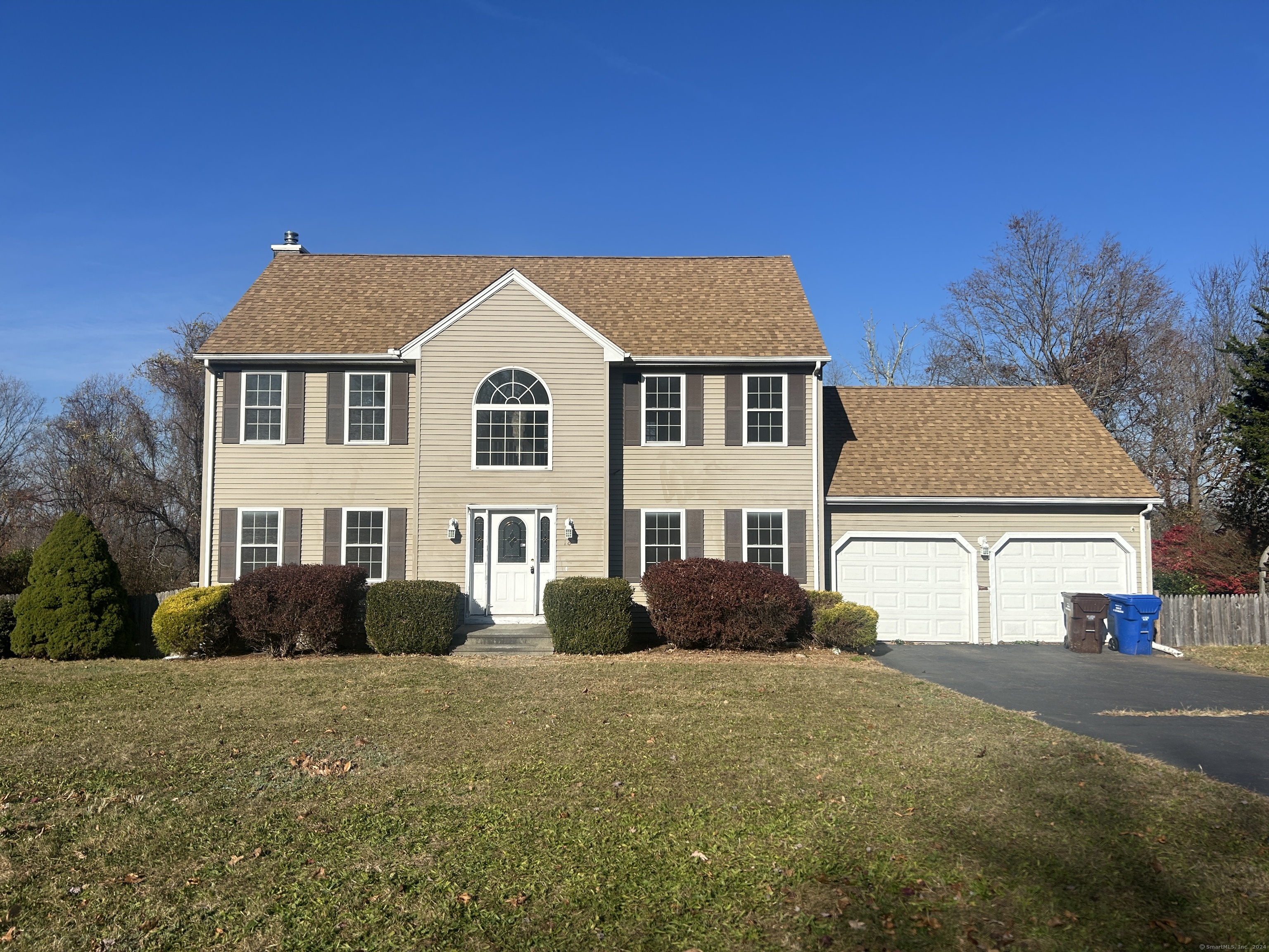 Property for Sale at 18 Rolling Hills Drive, North Branford, Connecticut - Bedrooms: 3 
Bathrooms: 3 
Rooms: 7  - $475,000