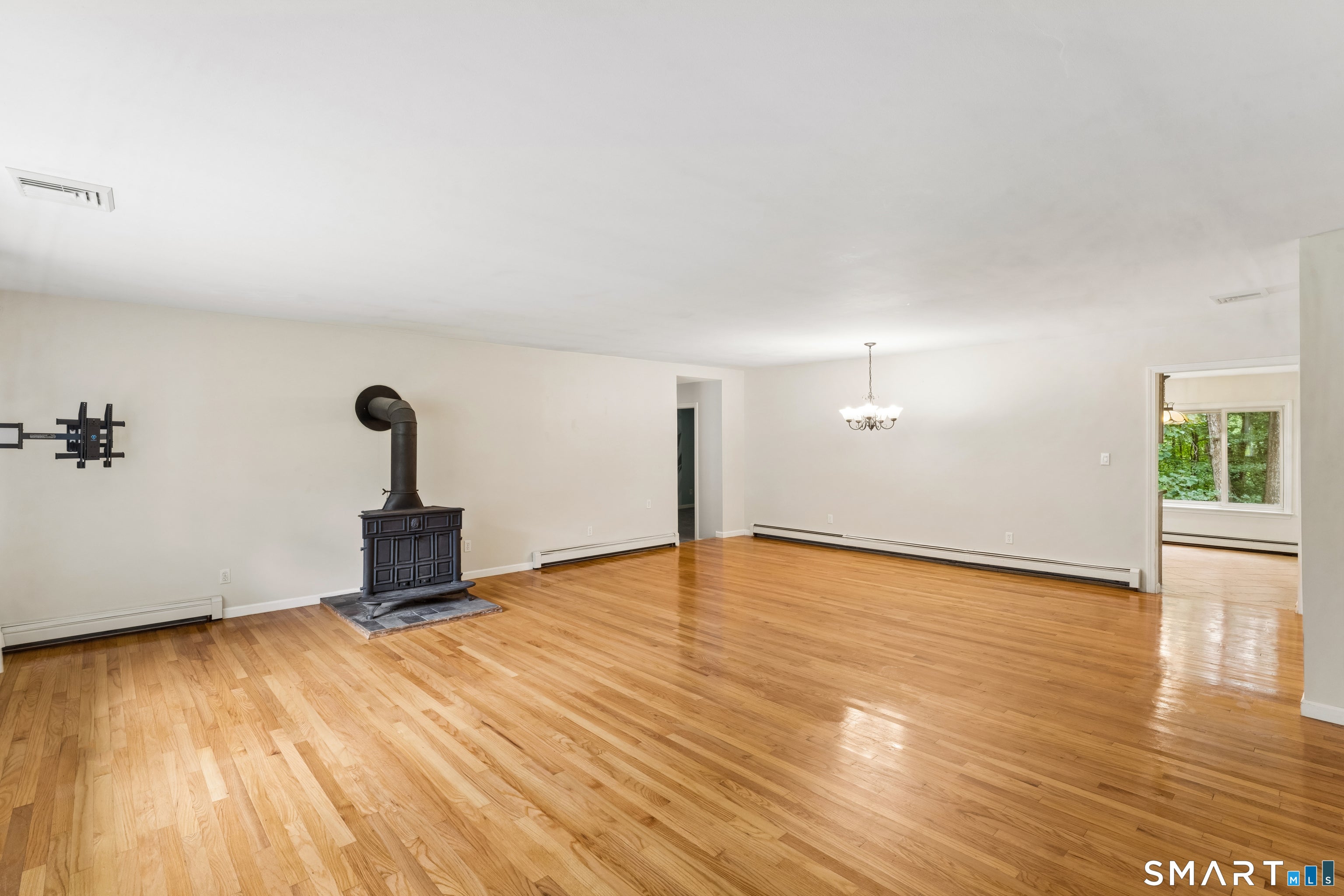 28 Andrew Drive