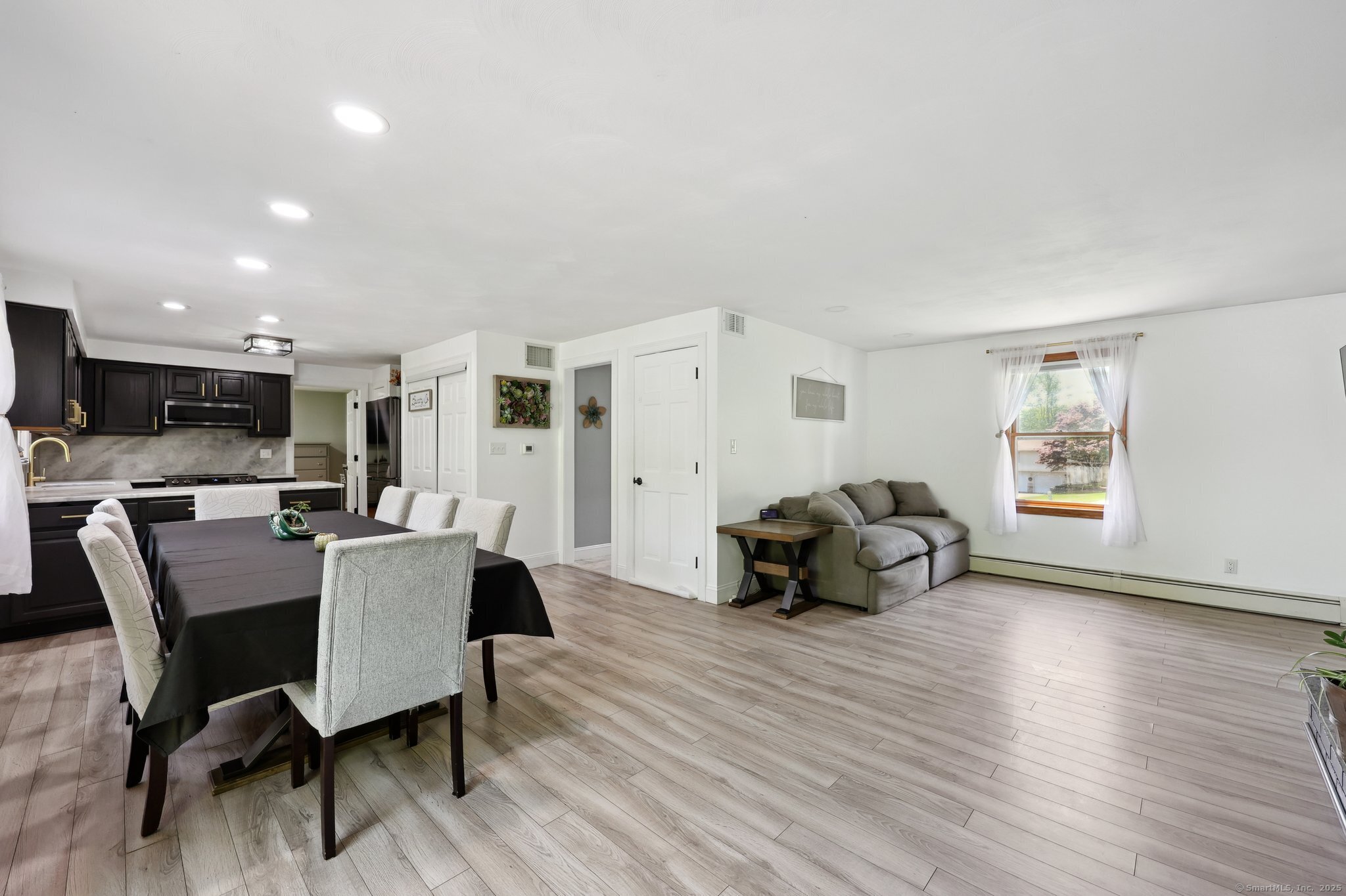 20 Cliff Edge Circle, Cheshire, Connecticut image 16