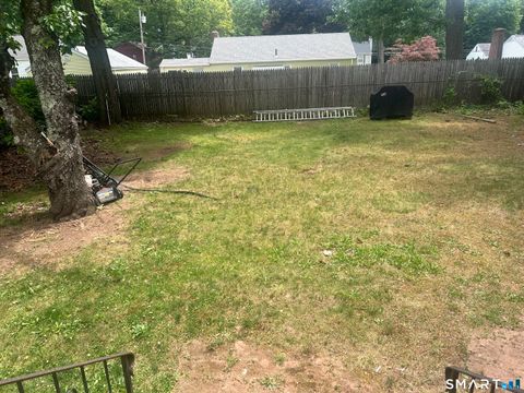 Tiny photo for 204 School Street, Manchester, CT 06040 (MLS # 24189724)