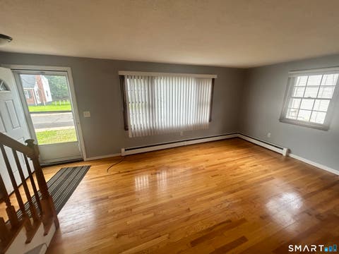 Tiny photo for 204 School Street, Manchester, CT 06040 (MLS # 24189724)