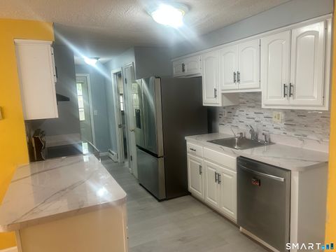 Tiny photo for 204 School Street, Manchester, CT 06040 (MLS # 24189724)