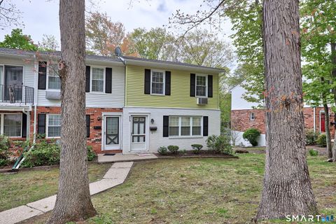 Tiny photo for 75 Hunter Court #E75, Torrington, CT 06790 (MLS # 24173835)