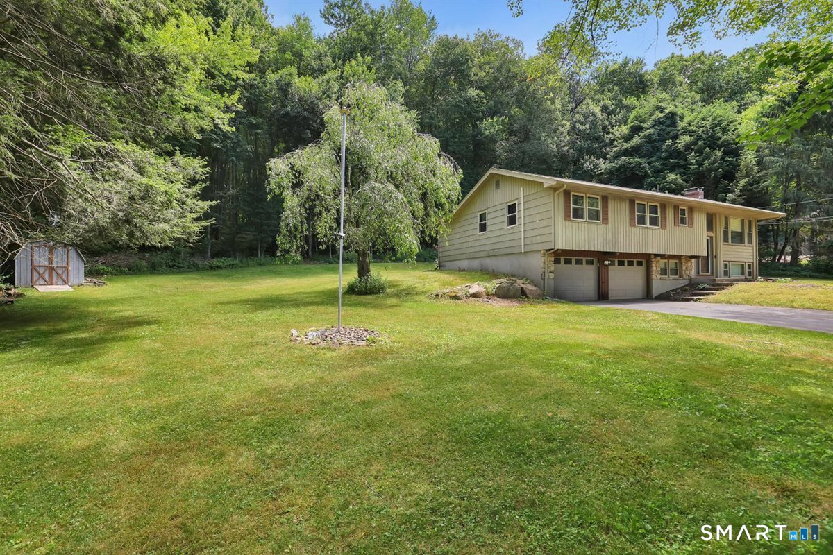 9 Willow Stream Drive