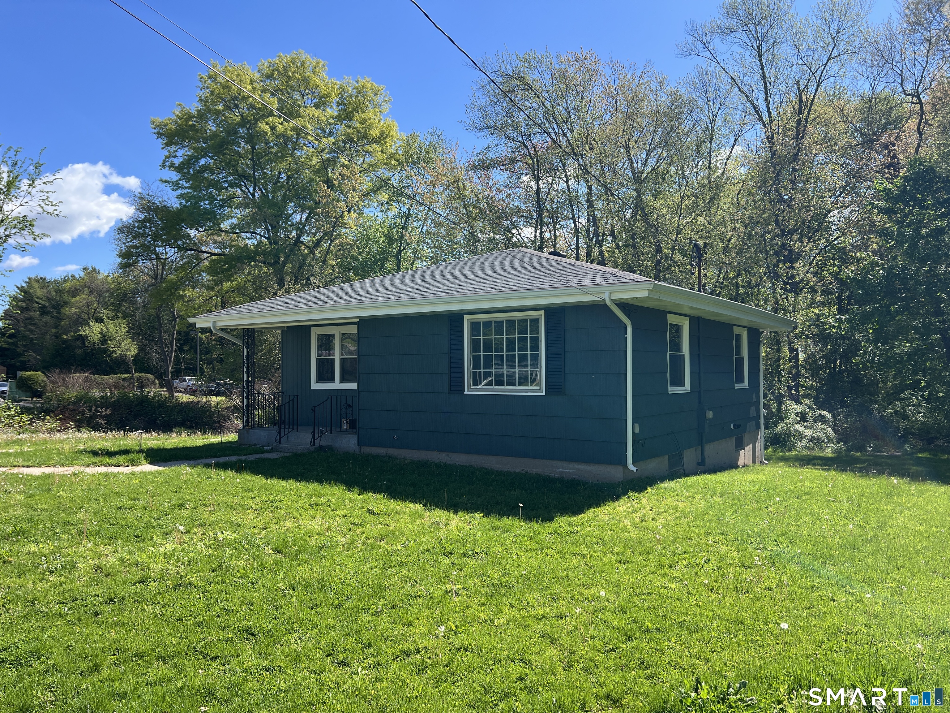 270R East Street
