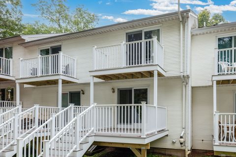 Tiny photo for 143 Julia Terrace #143, Middletown, CT 06457 (MLS # 24143511)