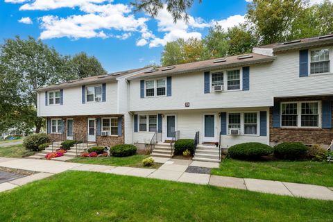 Tiny photo for 143 Julia Terrace #143, Middletown, CT 06457 (MLS # 24143511)