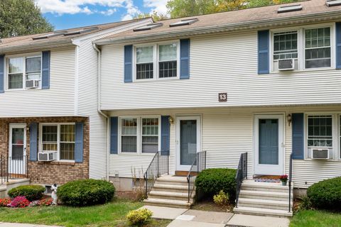 Tiny photo for 143 Julia Terrace #143, Middletown, CT 06457 (MLS # 24143511)