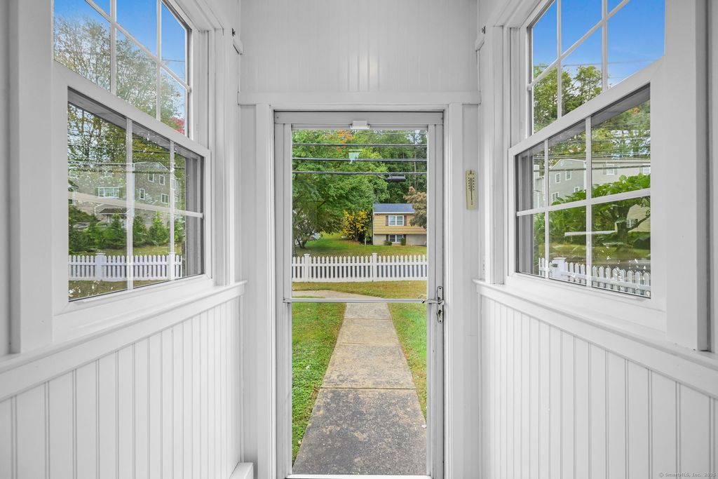 Photo of 72 Glenville Street, Greenwich, CT 06831 (MLS # 24131953)