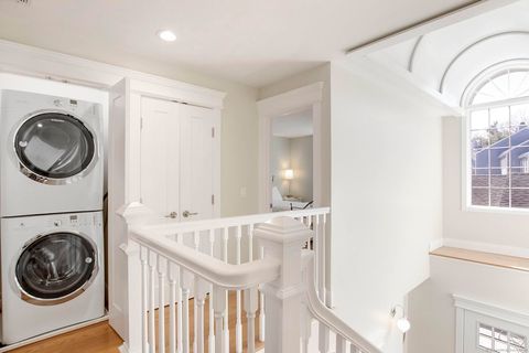 Tiny photo for 32 Edgewater Commons Lane #32, Westport, CT 06880 (MLS # 24156663)