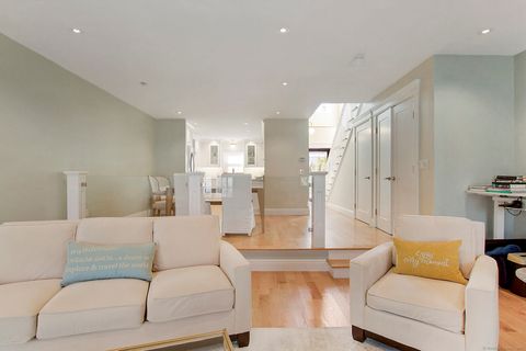 Tiny photo for 32 Edgewater Commons Lane #32, Westport, CT 06880 (MLS # 24156663)