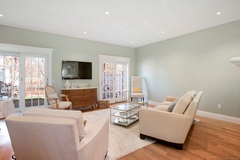 Tiny photo for 32 Edgewater Commons Lane #32, Westport, CT 06880 (MLS # 24156663)