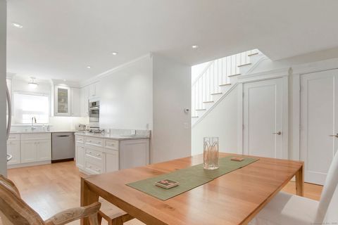 Tiny photo for 32 Edgewater Commons Lane #32, Westport, CT 06880 (MLS # 24156663)