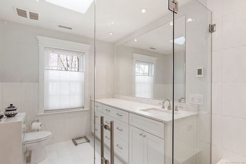 Tiny photo for 32 Edgewater Commons Lane #32, Westport, CT 06880 (MLS # 24156663)