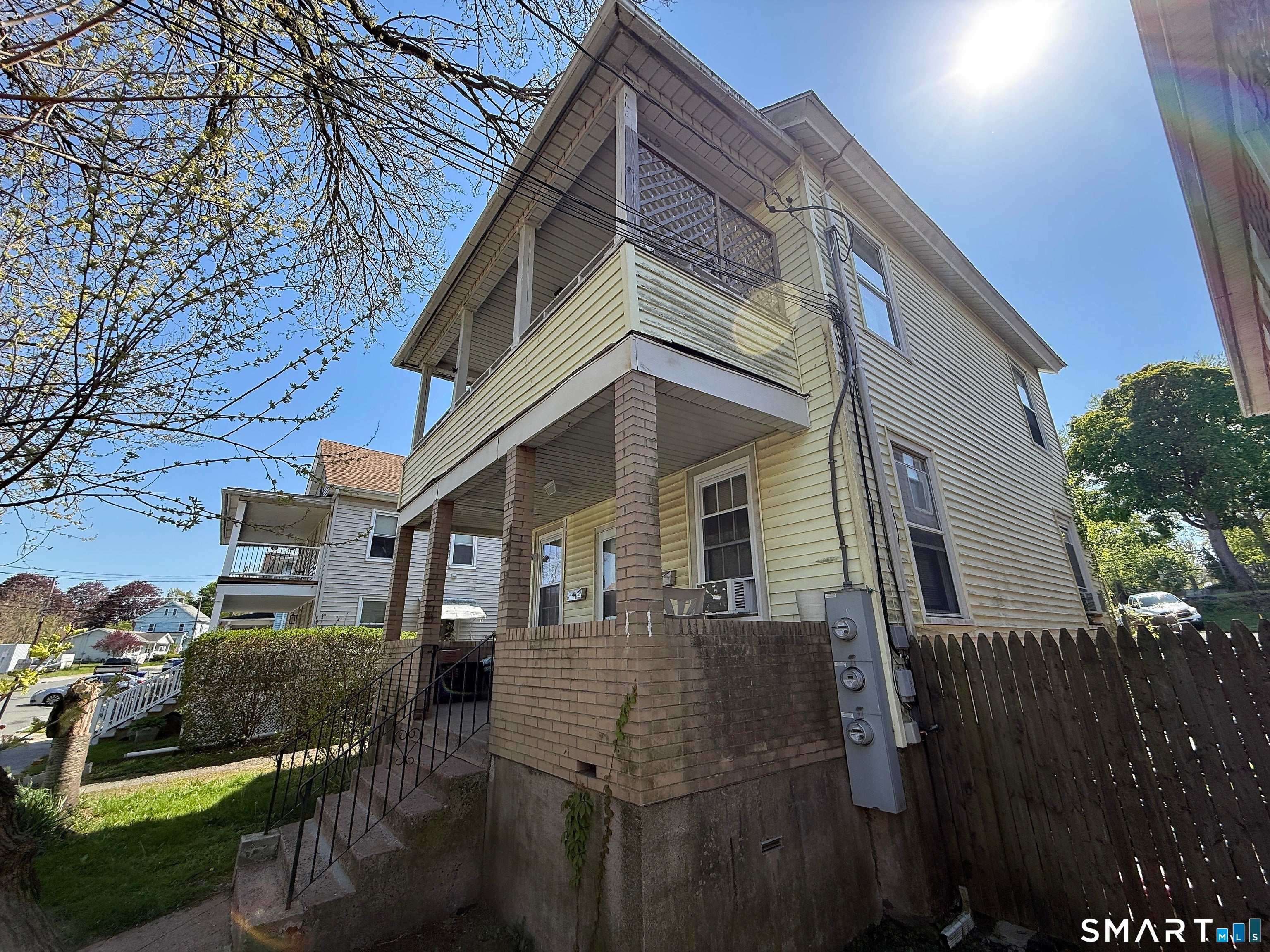 37-39 Hotchkiss Street