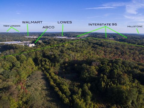 Photo of 100 Cross Road, Waterford, CT 06385 (MLS # 24138768)